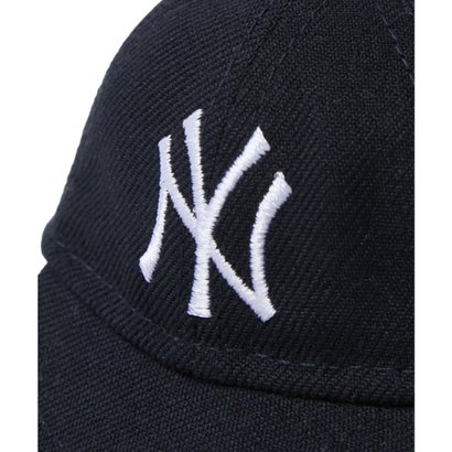ニューエラ NEW ERA キーホルダー チャーム ミニキャップ イヤホンケース ニューヨーク・ヤンキース ネイビー （NVY）｜詳細画像