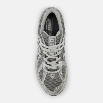 1906R（1906R） （Harbor grey with silver metallic and concrete）｜詳細画像
