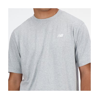 ニューバランス New Balance ニューバランススモールロゴショートスリーブTシャツ New Balance Small logo ショートスリーブTシャ （AG アスレチックグレー）｜詳細画像