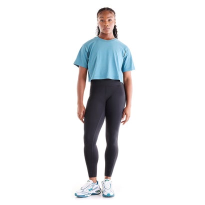 Klutch X NBクロップドバーサタイルTシャツ（Klutch X NB Cropped Versatile T-Shirt） （BIG TEAL）｜詳細画像