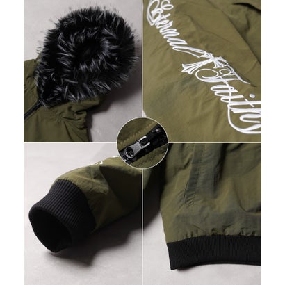 リバーシブル フードファー ナイロンジャケット （KHAKI×BLACK）｜詳細画像