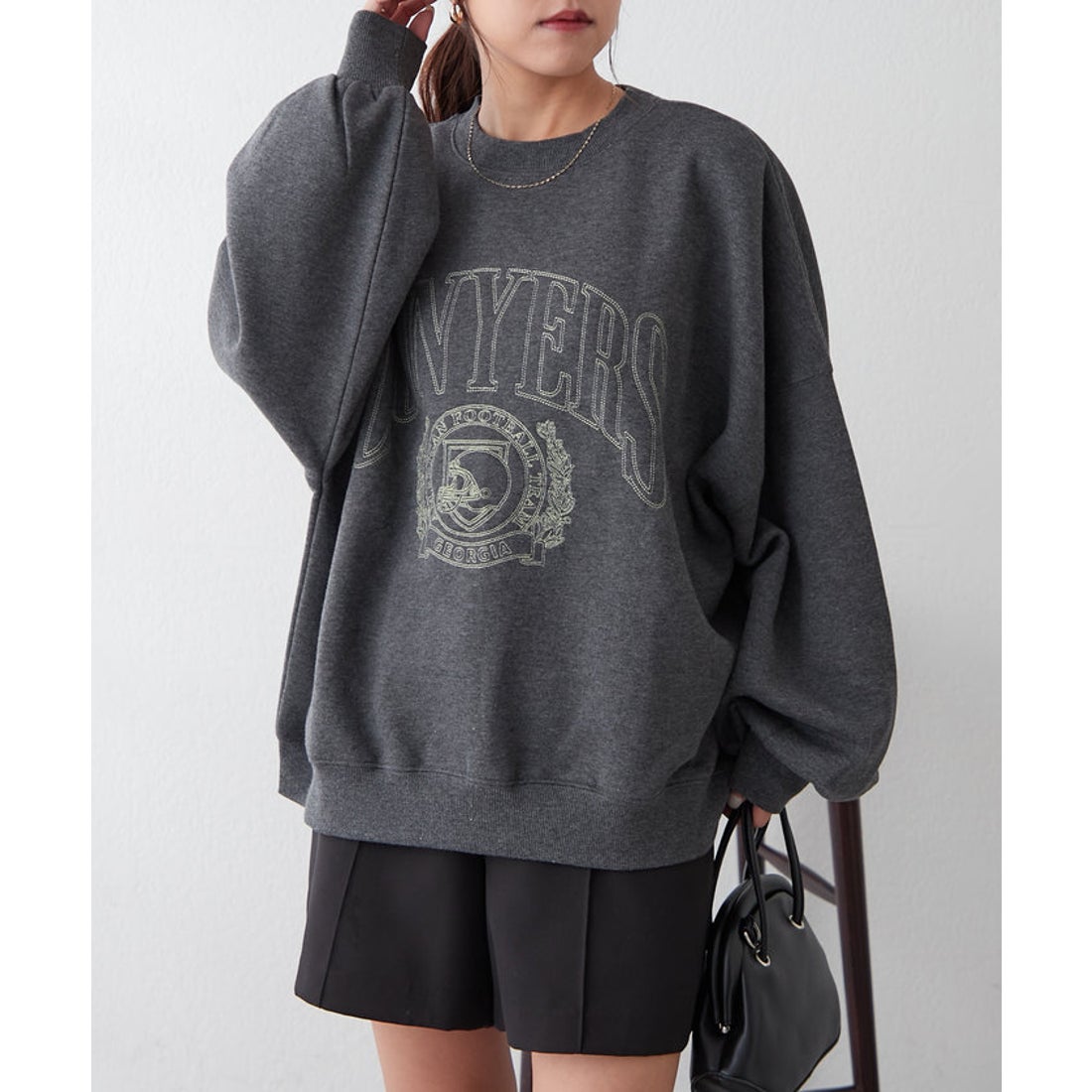 ナイスクラップ NICE CLAUP 【WEB限定】白抜きカレッジプルオーバー （CGY） -アウトレットファッション通販 『BRANDELI』