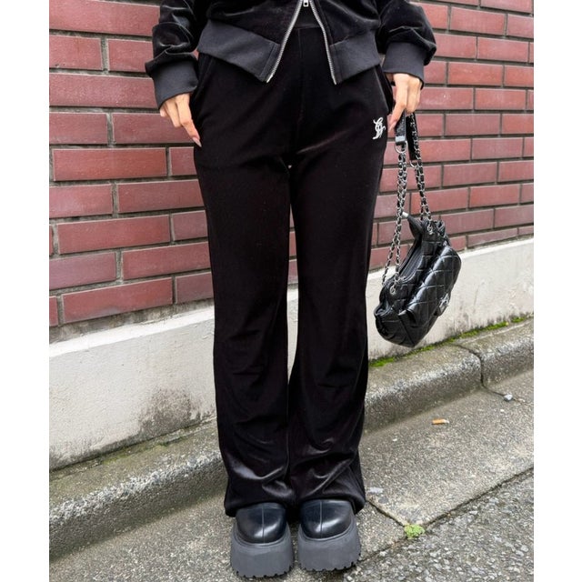 【continuer】セットアップ可能ベロアフレアパンツ （black）