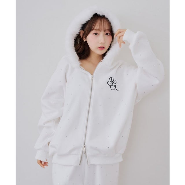 【continuer】ラインストーンBigフェイクファーパーカー （offwhite）