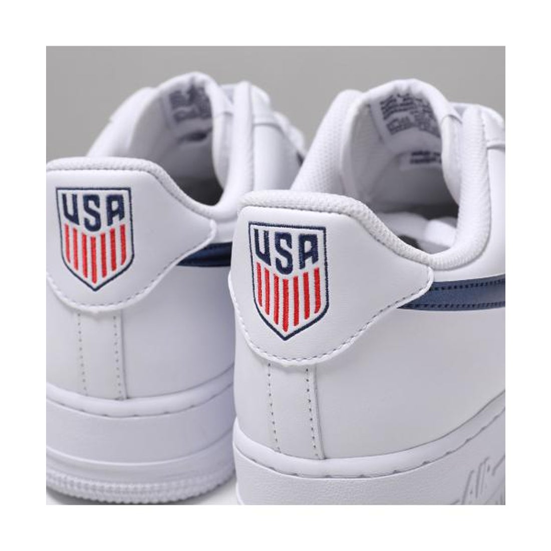 ナイキ NIKE NIKE スニーカー Air Force 1 '07 LV 8 Team USA IQ0407