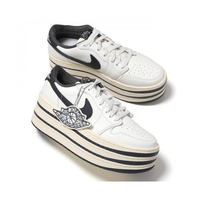 スニーカー AIR JORDAN 1 TRIPLE STACK HV8288 （100/SAIL/ANTHRACITE-COCO）