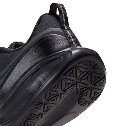 ナイキ NIKE レディース メンズ スニーカー レボリューション 8 ユーティリティ IR0889-001 撥水 レインスニーカー （ブラック/アンスラサイト）｜詳細画像