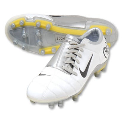 NIKE ナイキ エアズームトータル90 3 FG(ホワイト) F308229 104