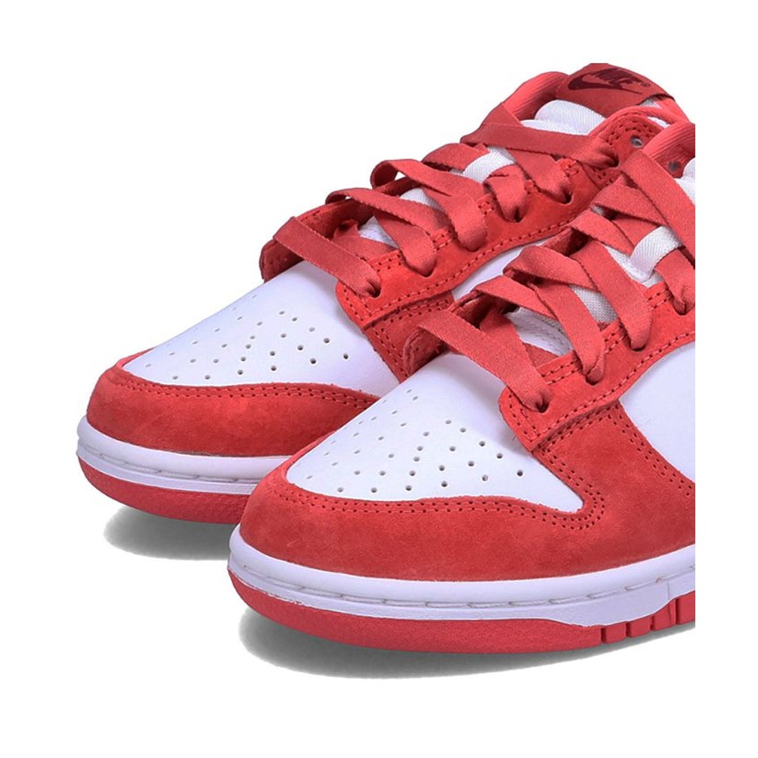 【えり】NIKE Dunk Low バレンタインデー 25cm ナイキ NIKE ダンク ロー バレンタインデー スニーカー レディース W