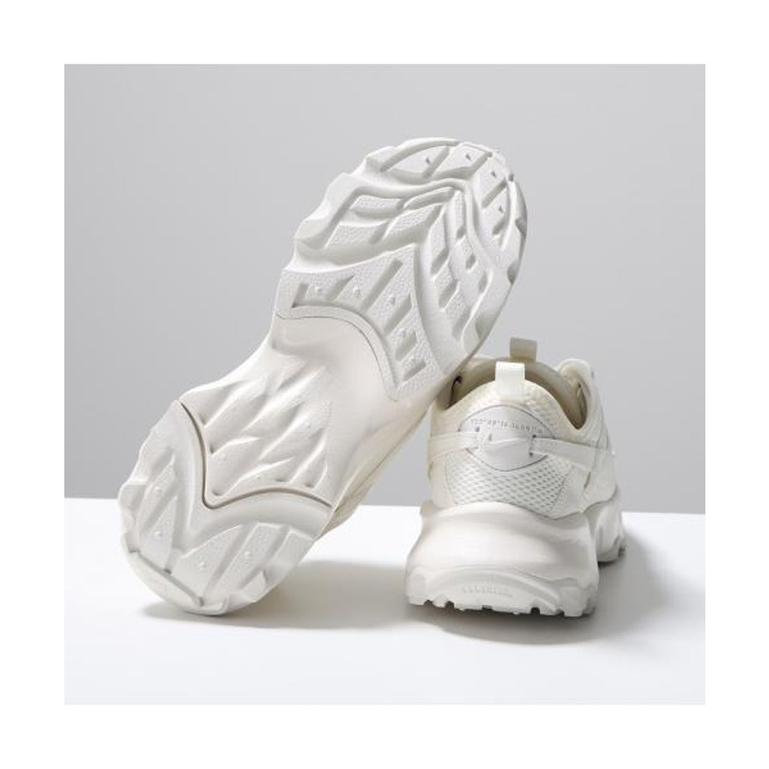 ナイキ NIKE NIKE スニーカー W NIKE TC 7900 DD9682 ロゴ （100/SAIL