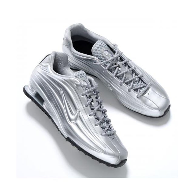 スニーカー W SHOX Z MET ショックス IO7843 （002/METALLIC-SILVER-BLACK）