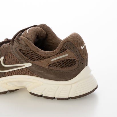 ナイキ NIKE レディース スニーカー Nike V5 RNR スエード IX0197 （ブラウン）｜詳細画像