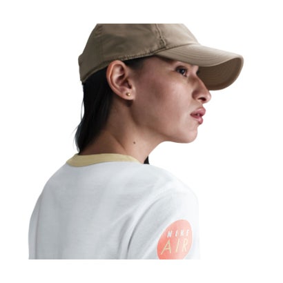 ナイキ/レディス/ナイキ ウィメンズ NSW クラブMOTO RGR S/S Tシャツ （WHITE）｜詳細画像