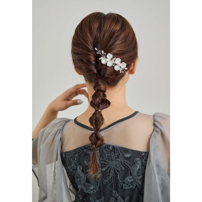 パールペタルヘアクリップ ヘアアクセサリー ゴールド シルバー 結婚式 二次会 成人式 同窓会 お呼ばれ オケージョン ウェディング 浴衣 着物 髪飾り （シルバー）｜詳細画像