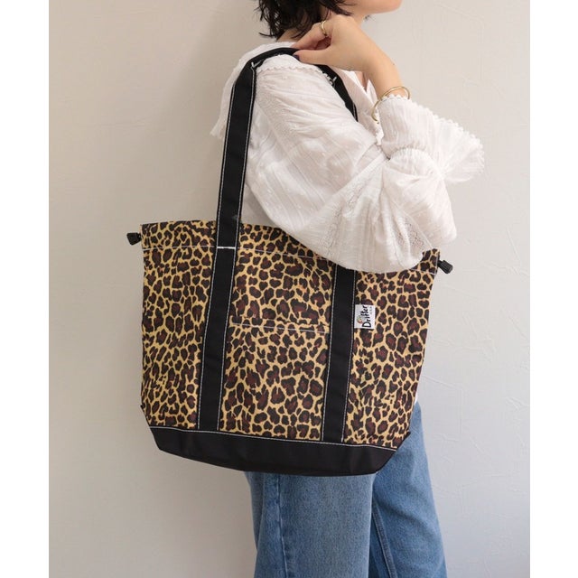 Drifter BUCKEYE DRAWSTRING TOTE M （ブラウン系1）