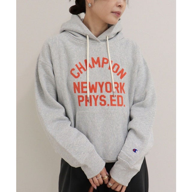 【CHAMPION】REVERSE WEAVE HOODED SWEATSHIRT （ライトグレー）