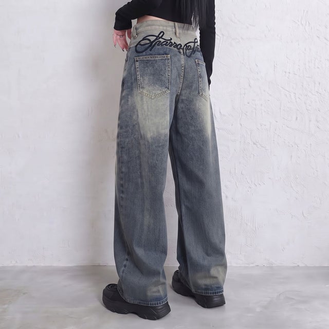 バックロゴ刺繍デニムワイドパンツ （ブルー）