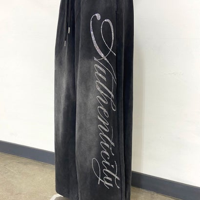 ストーンロゴカットワイドパンツ （ブラック）｜詳細画像