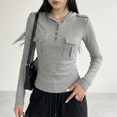 ノンヘッジ non-hedge ボタンヘンリーフードトップス （オフホワイト）｜詳細画像