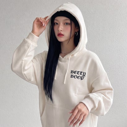 BETTYBOOPバックロゴパーカー （ブラック）｜詳細画像