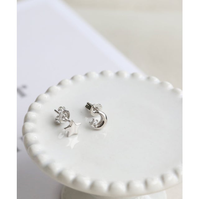 [silver925]星と月のスタッドピアス〈金属アレルギー対応〉 （シルバー）