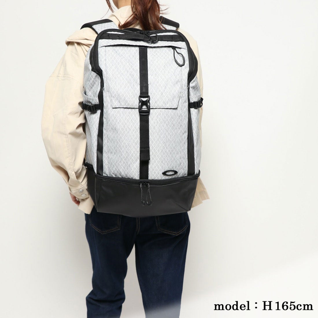 オークリー OAKLEY デイパック ESSENTIAL TWO DAYS PACK 4.0 FOS900233 