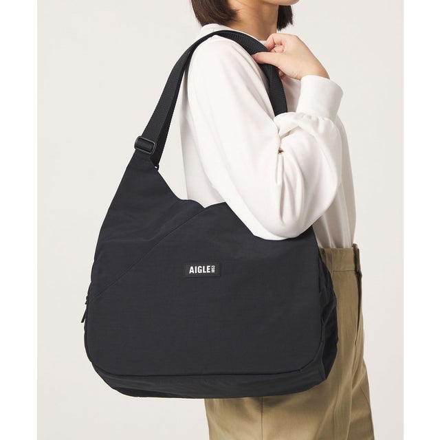 ＜AIGLE＞BasicTriangle BAG （BLACK）