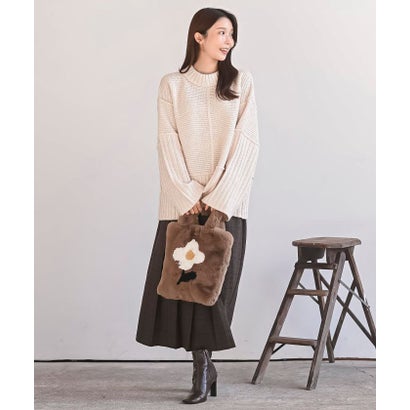 アールピーエス rps 花モチーフフェイクファーバッグ （モカ）｜詳細画像