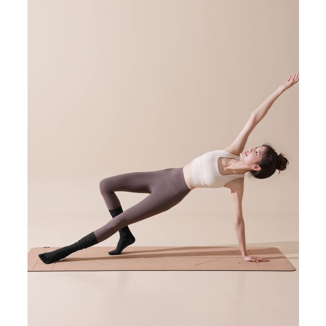 【ネット限定】ヨガ ピラティス ソックス 靴下 5本指 リブ ロング yoga （ブラック）