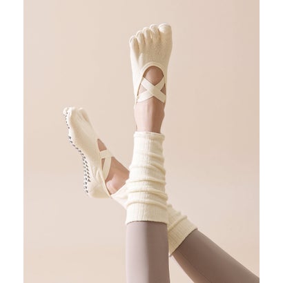 オシャレボ OSYAREVO 【ネット限定】ヨガ ピラティス ソックス 靴下 5本指 レッグウォーマー付き yoga （オフホワイト）｜詳細画像