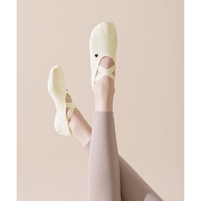 オシャレボ OSYAREVO 【ネット限定】ヨガ ピラティス ソックス 靴下 くるぶし クロスバンド yoga （オフホワイト）｜詳細画像