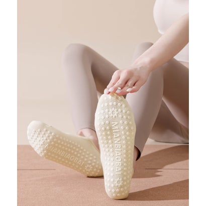 オシャレボ OSYAREVO 【ネット限定】ヨガ ピラティス ソックス 靴下 くるぶし クロスバンド yoga （オフホワイト）｜詳細画像