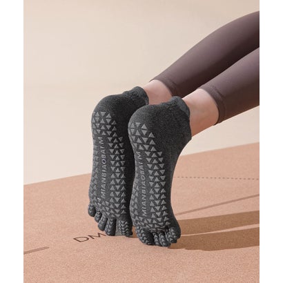 オシャレボ OSYAREVO 【ネット限定】ヨガ ピラティス ソックス 靴下 くるぶし クロスバンド yoga （チャコールグレー）｜詳細画像