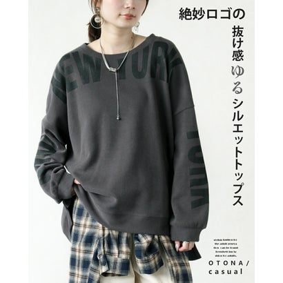 絶妙ロゴの抜け感ゆるシルエットトップス （グレー）｜詳細画像