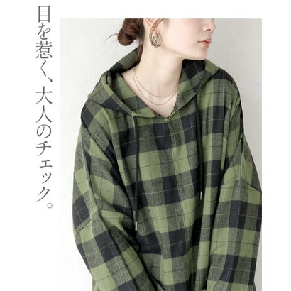 ゆるっと洒落る。大人チェック柄パーカートップス （グリーン）｜詳細画像