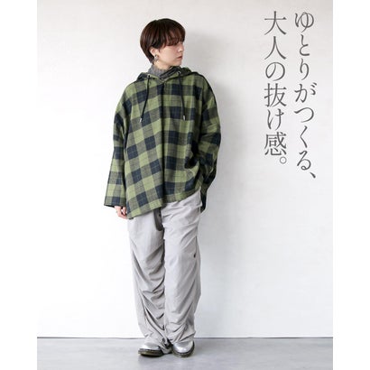 ゆるっと洒落る。大人チェック柄パーカートップス （グリーン）｜詳細画像