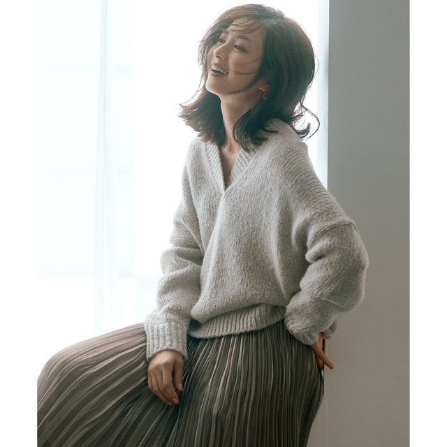 【GLOW11月号掲載】ヘアリーラメリリー バルキー ニット （アイボリー系）