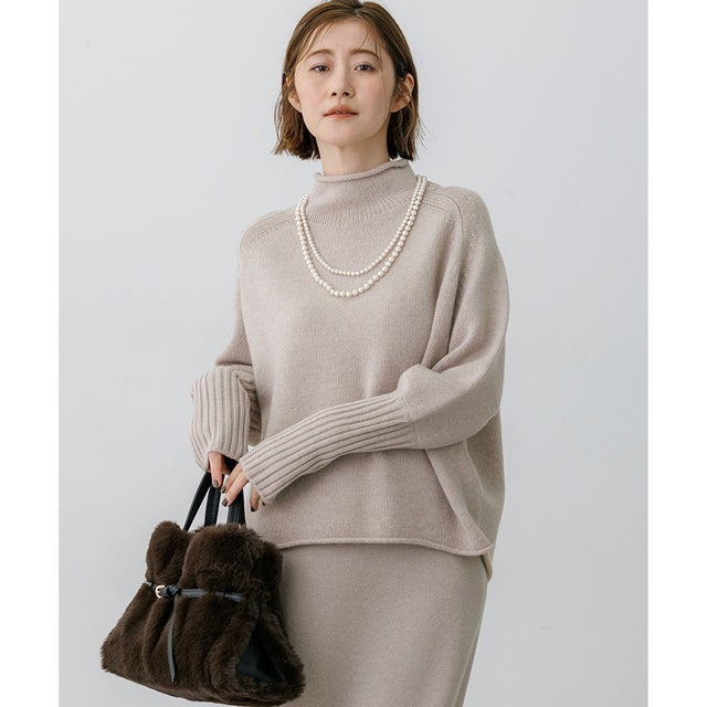 【一部予約/WEB&一部店舗限定カラーあり】カシミヤブレンド ロールネック ニット （ベージュ系）
