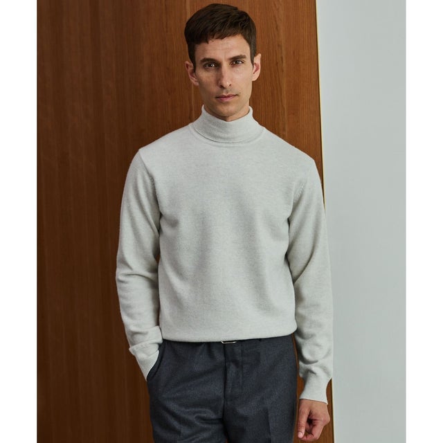 WEB限定【洗える】カシミヤ混 タートルネック （アイボリー系）