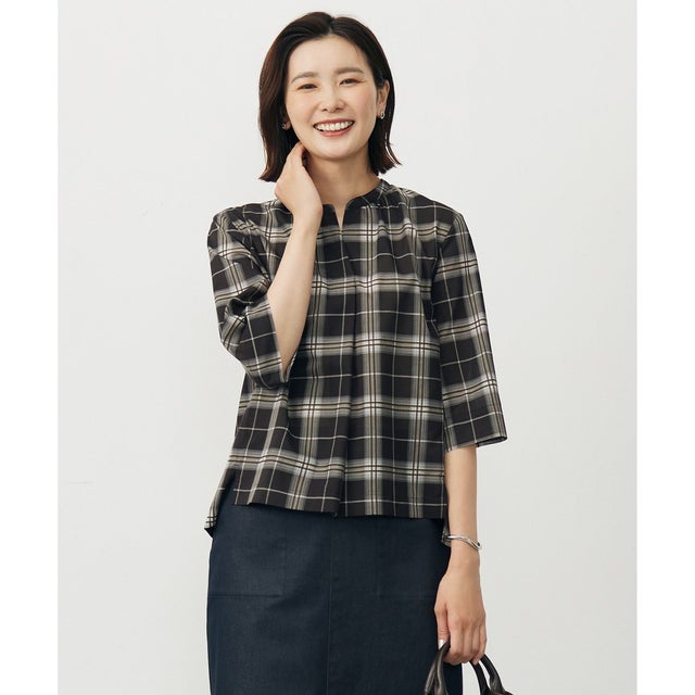 【WEB限定カラーあり・洗える】SOFT SHEER チェック キーネック ブラウス （ブラウンチェック系）