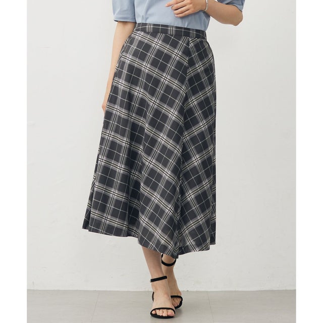 【WEB限定カラーあり・洗える】SOFT SHEER チェック フレア スカート （スレートチェック系）