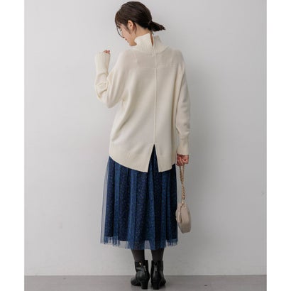 組曲 S 【WEB&一部店舗限定】ウールカシミヤミックス ロールネックニット （ザクロ系）｜詳細画像