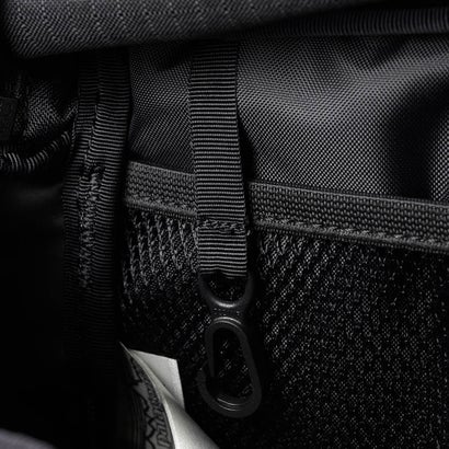 ウエストバッグ・ボディバッグ ブラックホール・ウエスト・パック 5L 49282 BLACK W/BLACK （ブラック）｜詳細画像