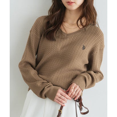 U.S. POLO ASSN. 選べるネックケーブルニット【Vネック】 （キャメル×ネイビー）｜詳細画像