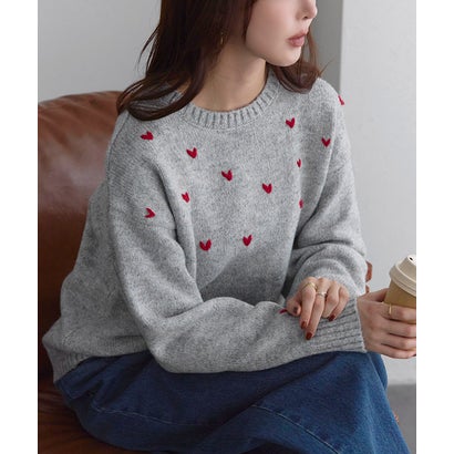 ハート刺繍ニット （チャコール×ブラック）｜詳細画像