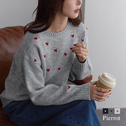 ハート刺繍ニット （ダークネイビー×オフホワイト）｜詳細画像