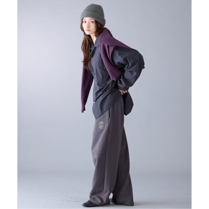 【Paris Saint-Germain / パリ・サン＝ジェルマン】 JP METALLIC LOGO PANTS（グレー）｜詳細画像