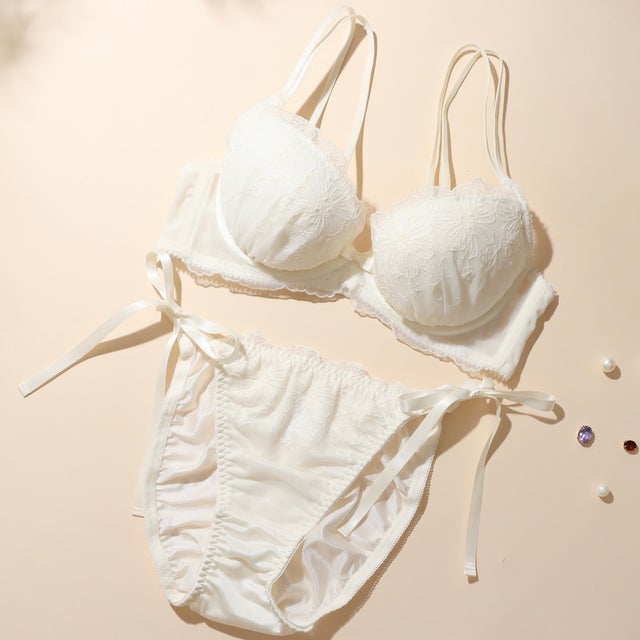 3wayダブルストラップ3/4カップブラ＆ショーツ 【返品不可商品】 （アイボリー）