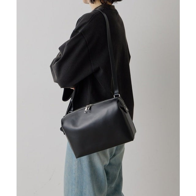 【ear PAPILLONNER】セミハードショルダーバッグSサイズ （black）