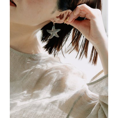 【ear PAPILLONNER】スターフィッシュピアス （white）｜詳細画像